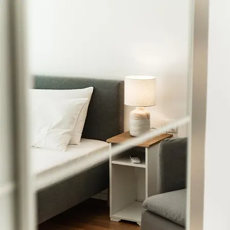 Appartement Friends - By Myhomeincomo